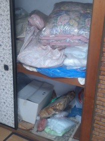 押入れの中の不用品